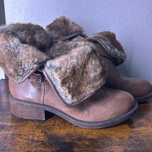 Lucky Brand Declann Fur Lined Slip-on Ankle
Bootie Size 8 1/2